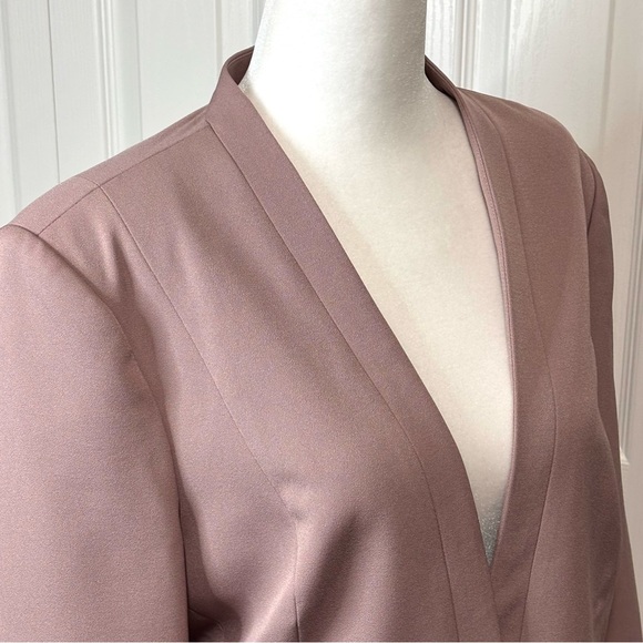 Le Chateau Soft Pink Open Blazer - Picture 3 of 9